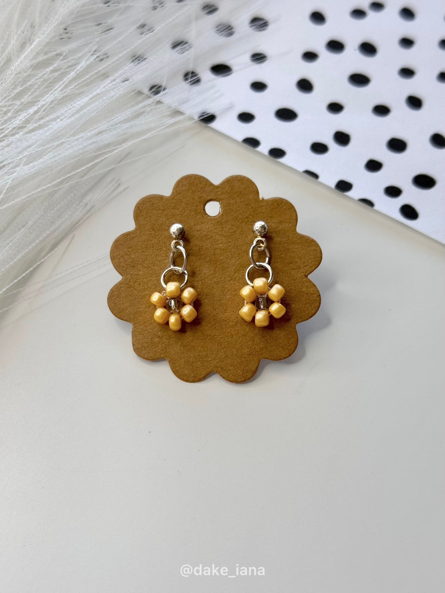 Beaded Flower Earrings, Daisy Earrings, Handmade Floral Jewelry, Choose Your Color and Shade