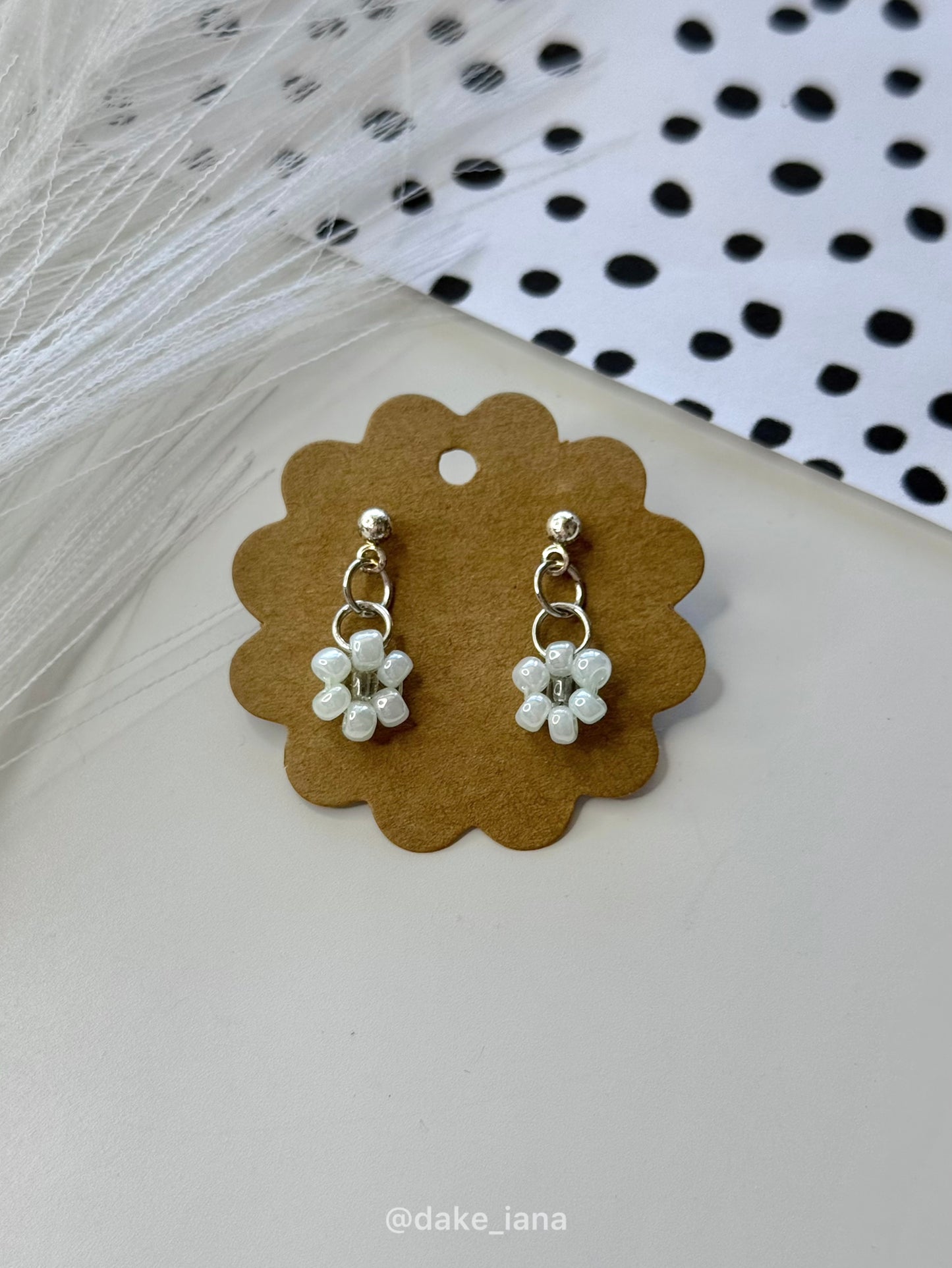 Beaded Flower Earrings, Daisy Earrings, Handmade Floral Jewelry, Choose Your Color and Shade