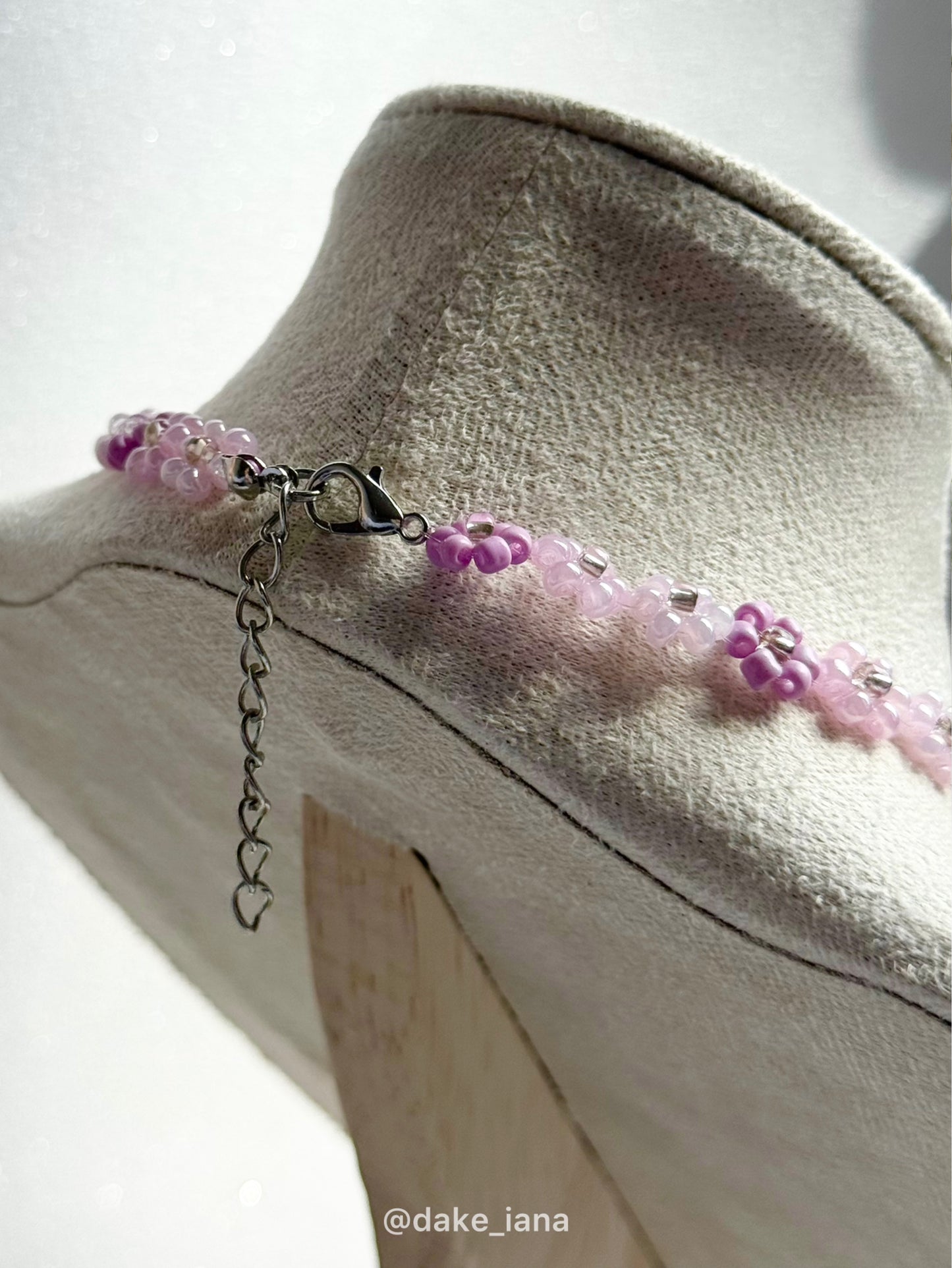 Purple Daisy Beaded Necklace – Handmade Fairycore Floral Jewelry