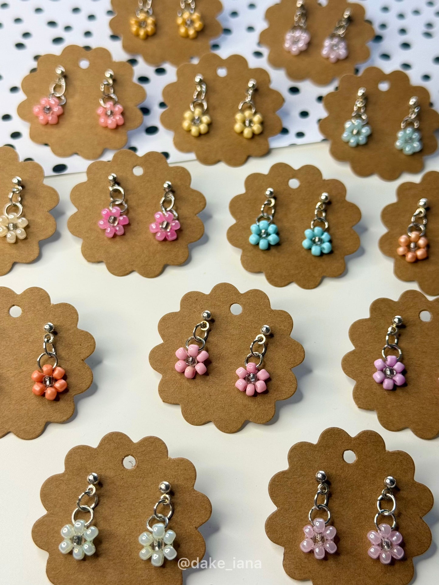 Beaded Flower Earrings, Daisy Earrings, Handmade Floral Jewelry, Choose Your Color and Shade