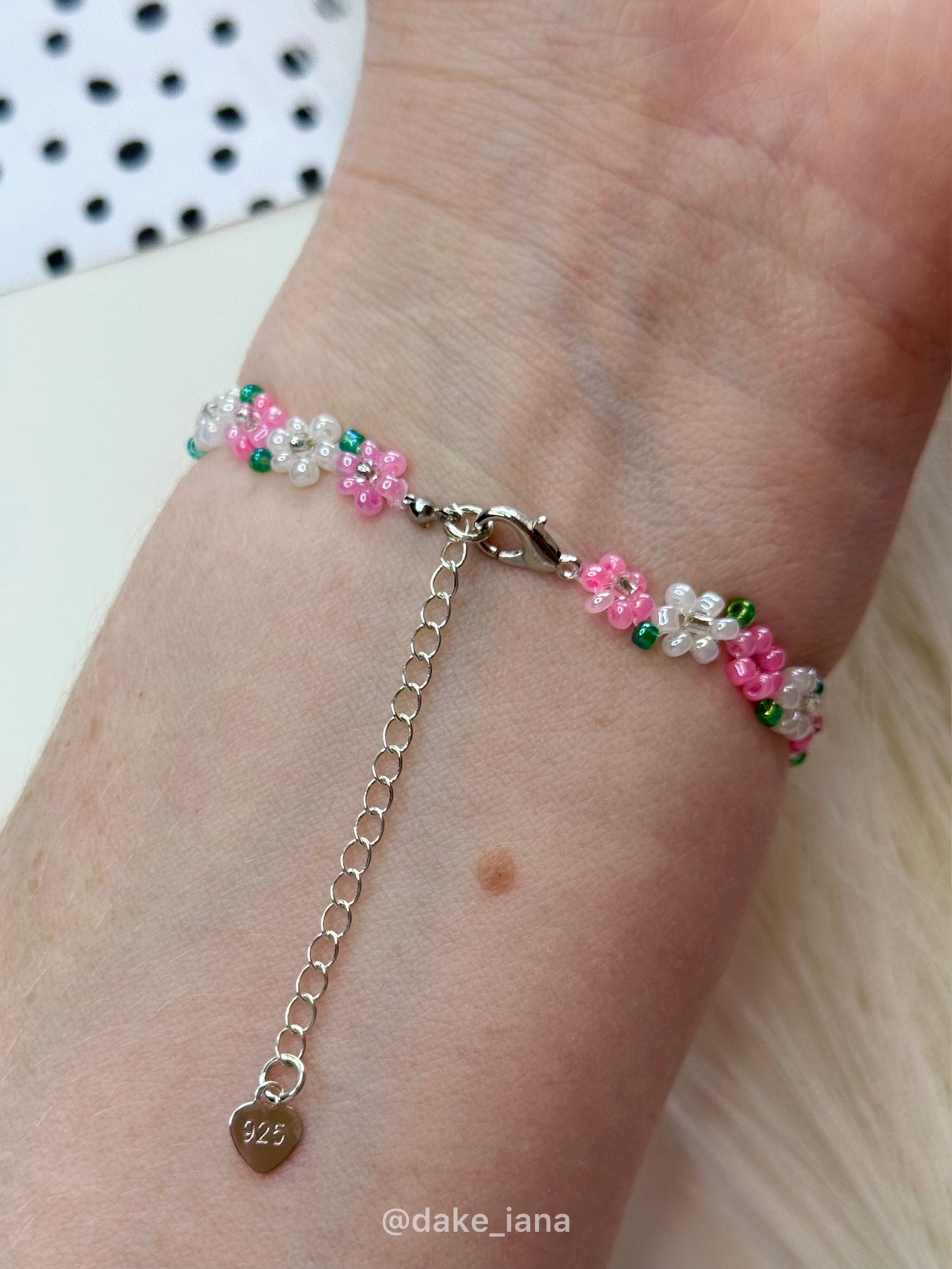 Seed Bead Flower Bracelet White Pink Daisies Dainty Handmade Adjustable Heart Charm Gift for Her