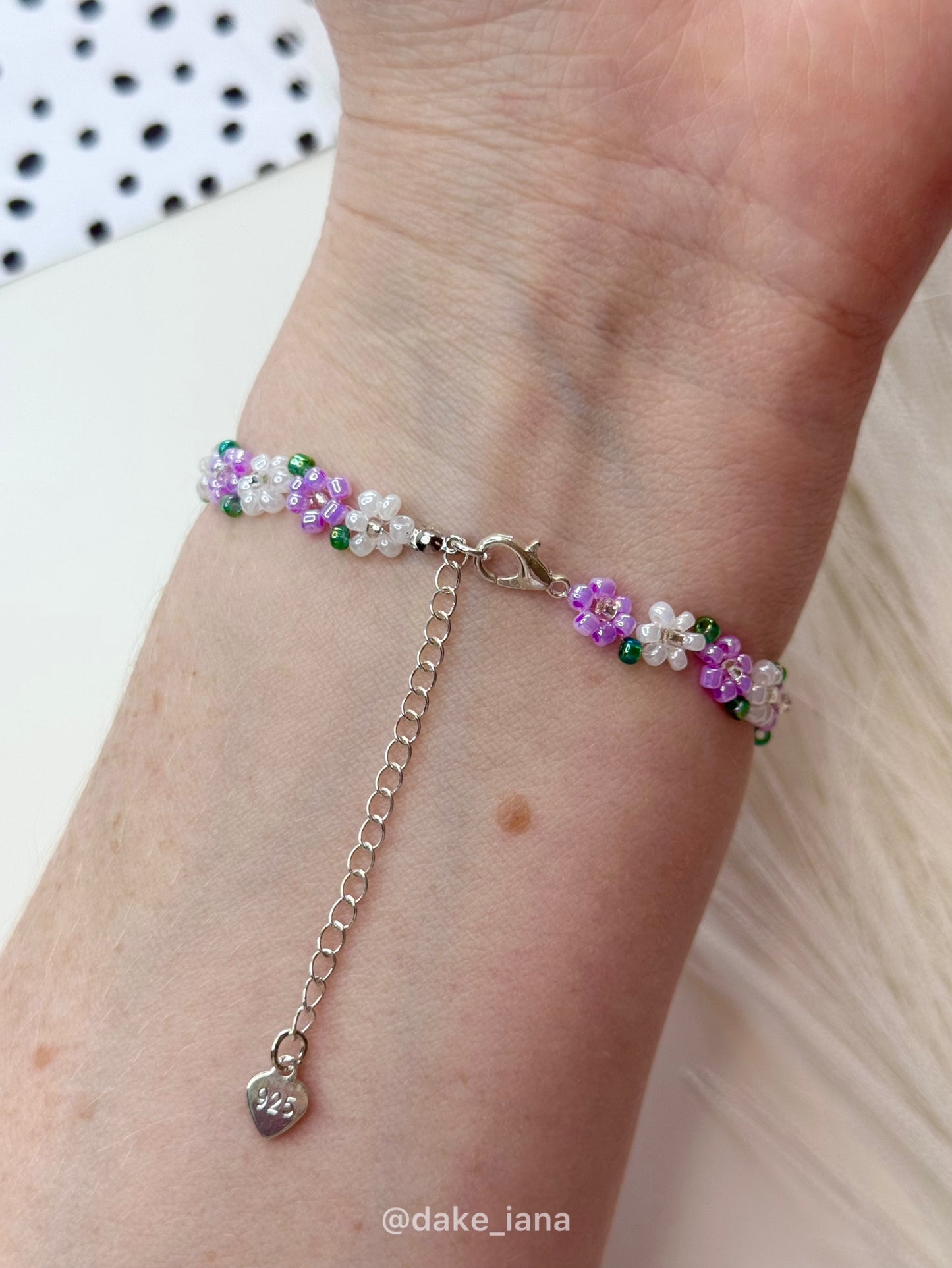 Seed Bead Flower Bracelet White Lilac Purple Daisies Dainty Handmade Adjustable Heart Charm Fairy Jewelry