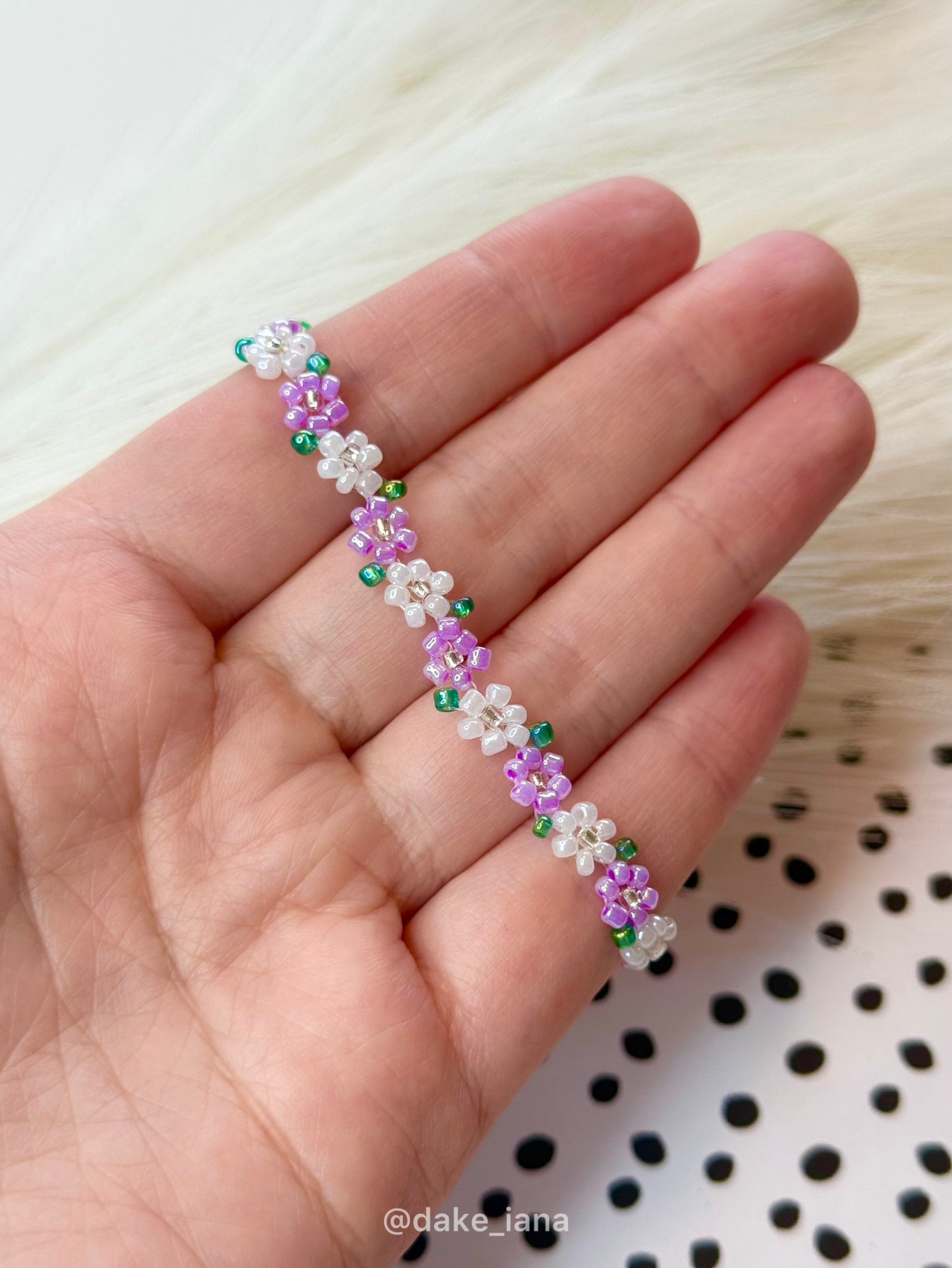 Seed Bead Flower Bracelet White Lilac Purple Daisies Dainty Handmade Adjustable Heart Charm Fairy Jewelry