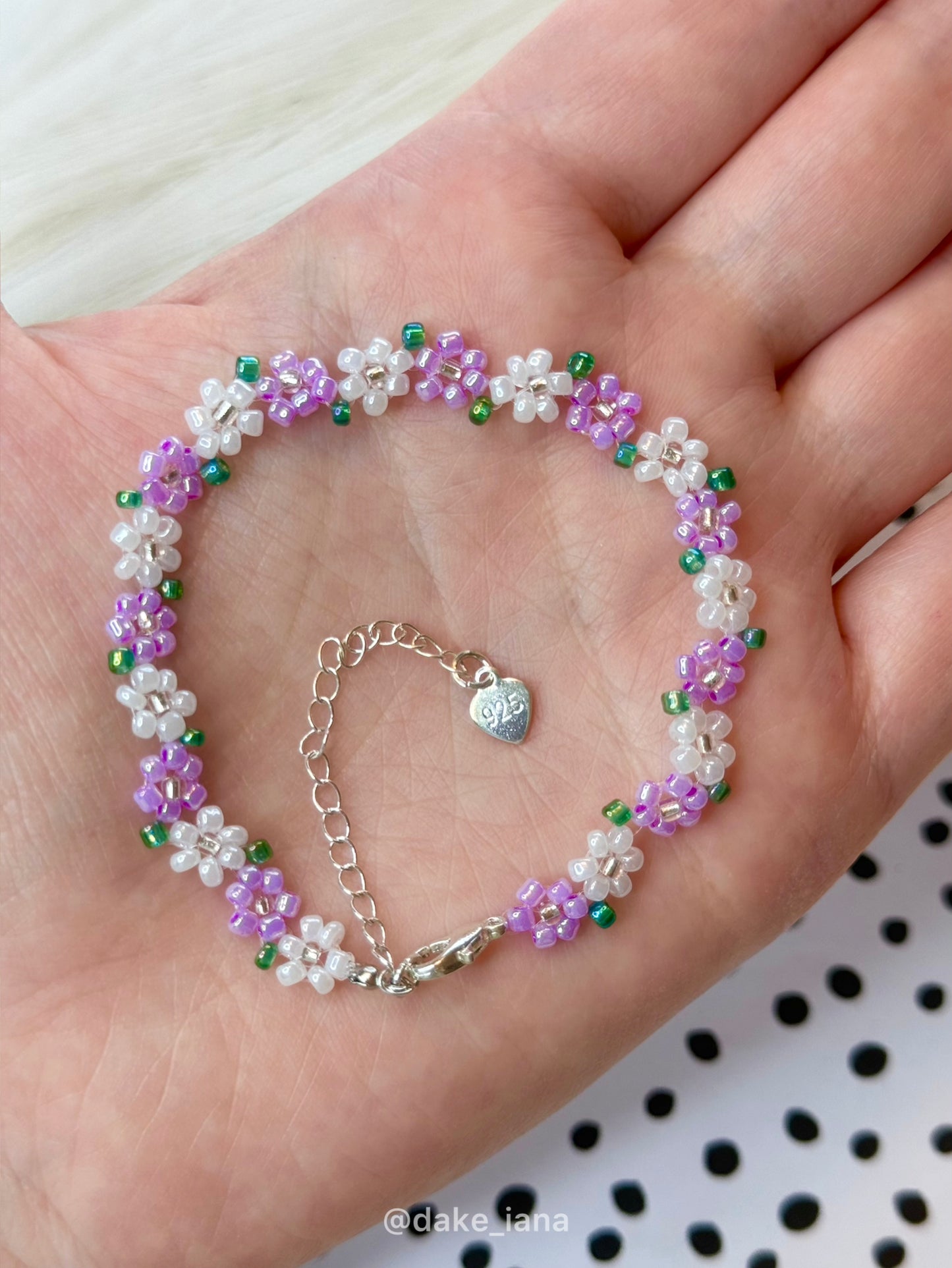 Seed Bead Flower Bracelet White Lilac Purple Daisies Dainty Handmade Adjustable Heart Charm Fairy Jewelry