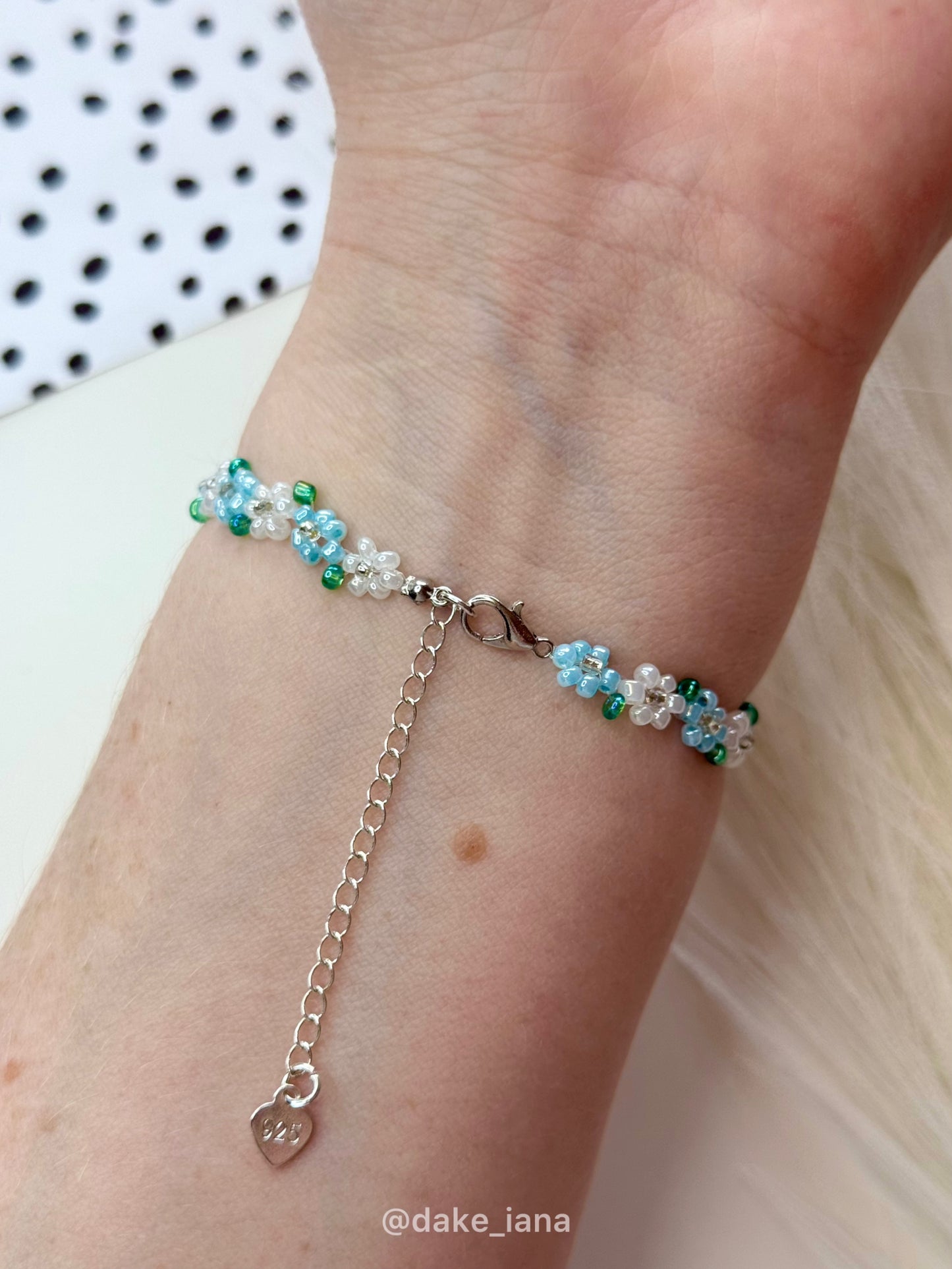 Seed Bead Flower Bracelet White Baby Blue Daisies Handmade Dainty Adjustable Heart Charm Pastel Jewelry