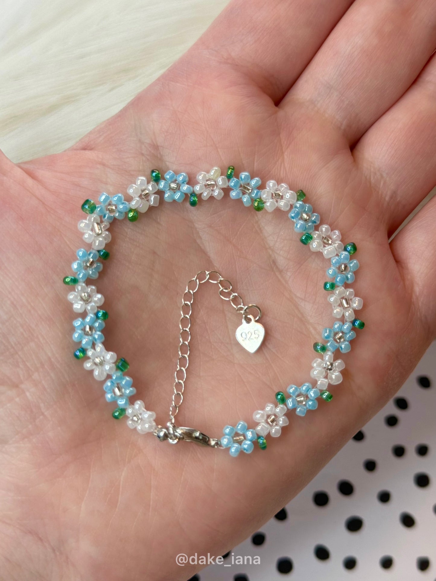 Seed Bead Flower Bracelet White Baby Blue Daisies Handmade Dainty Adjustable Heart Charm Pastel Jewelry