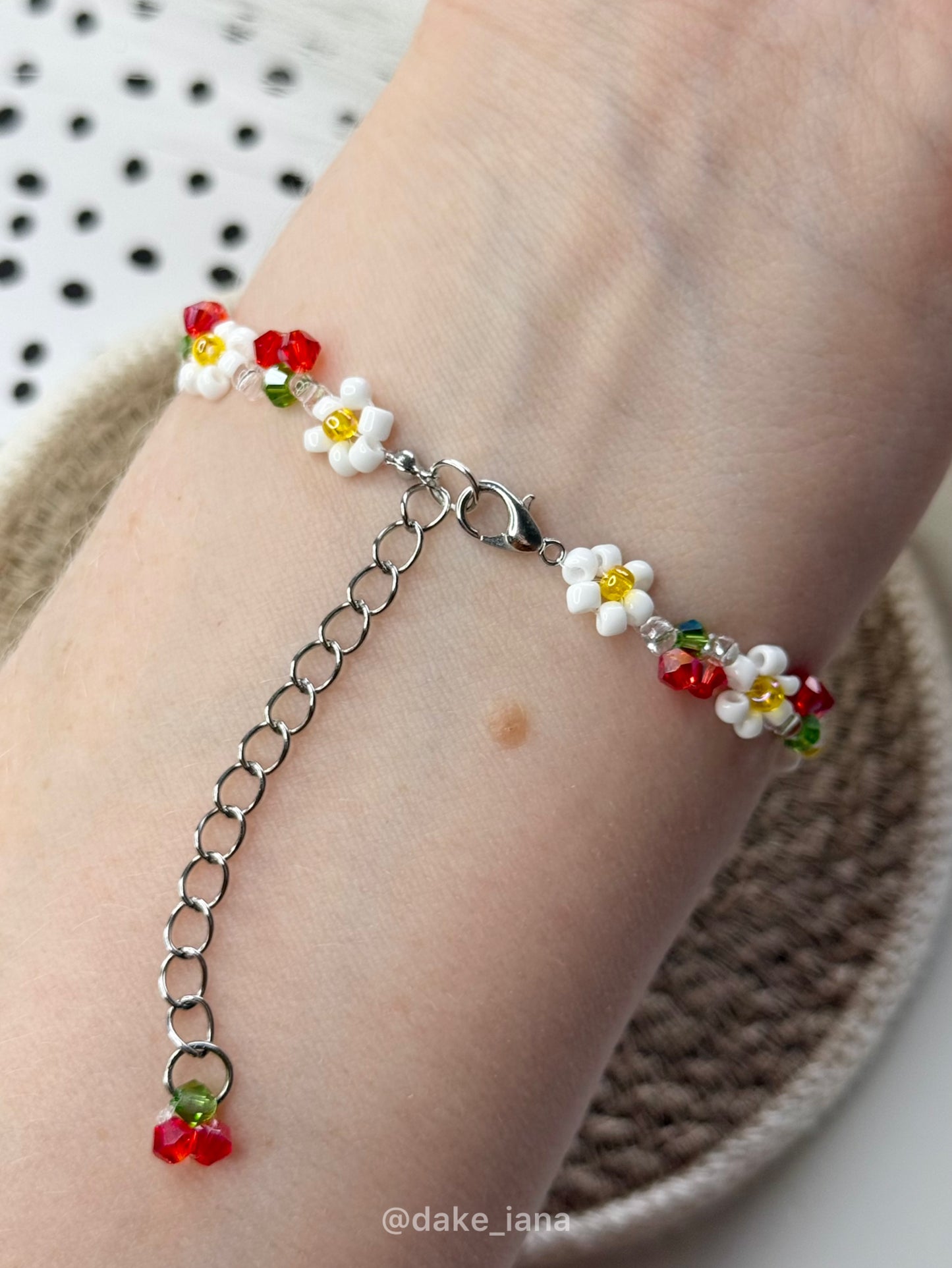 Handmade Daisy Beaded Bracelet with Crystal Cherries | Floral Seed Bead Jewelry | Adjustable Hypoallergenic Gift for Her